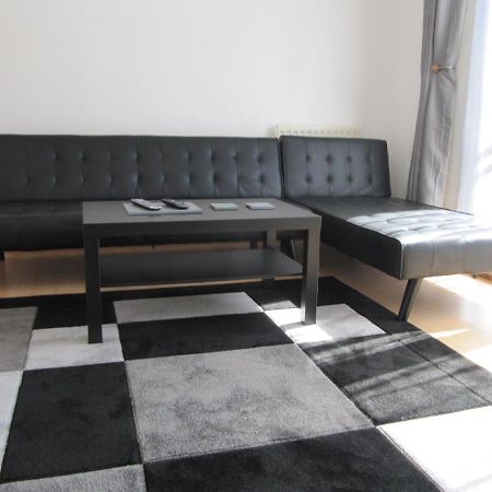 Cozy Off Road 2 Bedroom Cottage Apartment With Free Wi-Fi And Private Parking Glasgow Ngoại thất bức ảnh