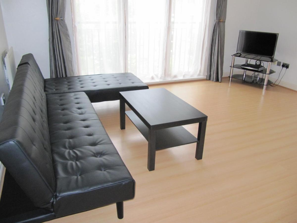 Cozy Off Road 2 Bedroom Cottage Apartment With Free Wi-Fi And Private Parking Glasgow Ngoại thất bức ảnh