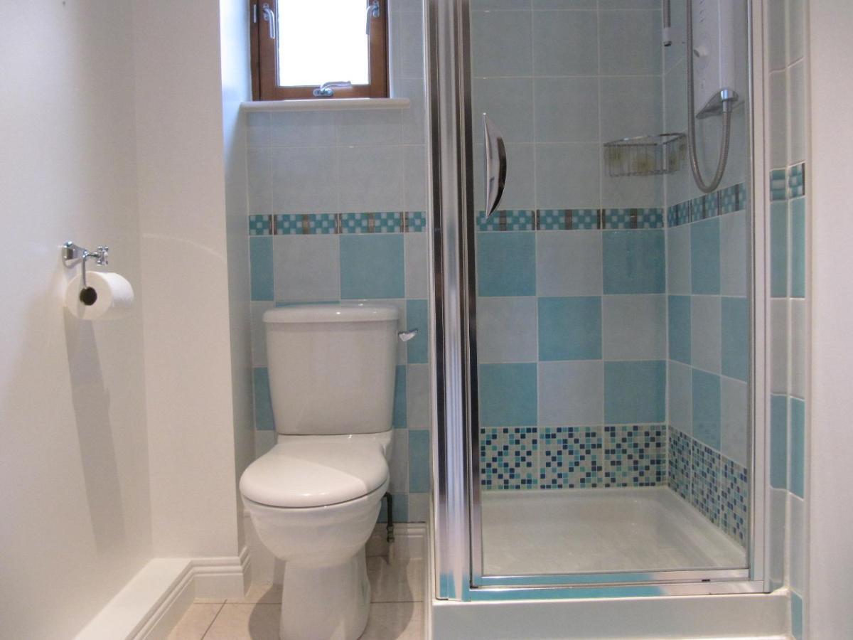 Cozy Off Road 2 Bedroom Cottage Apartment With Free Wi-Fi And Private Parking Glasgow Ngoại thất bức ảnh