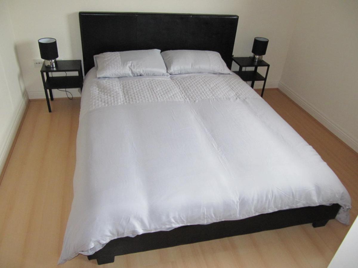 Cozy Off Road 2 Bedroom Cottage Apartment With Free Wi-Fi And Private Parking Glasgow Ngoại thất bức ảnh