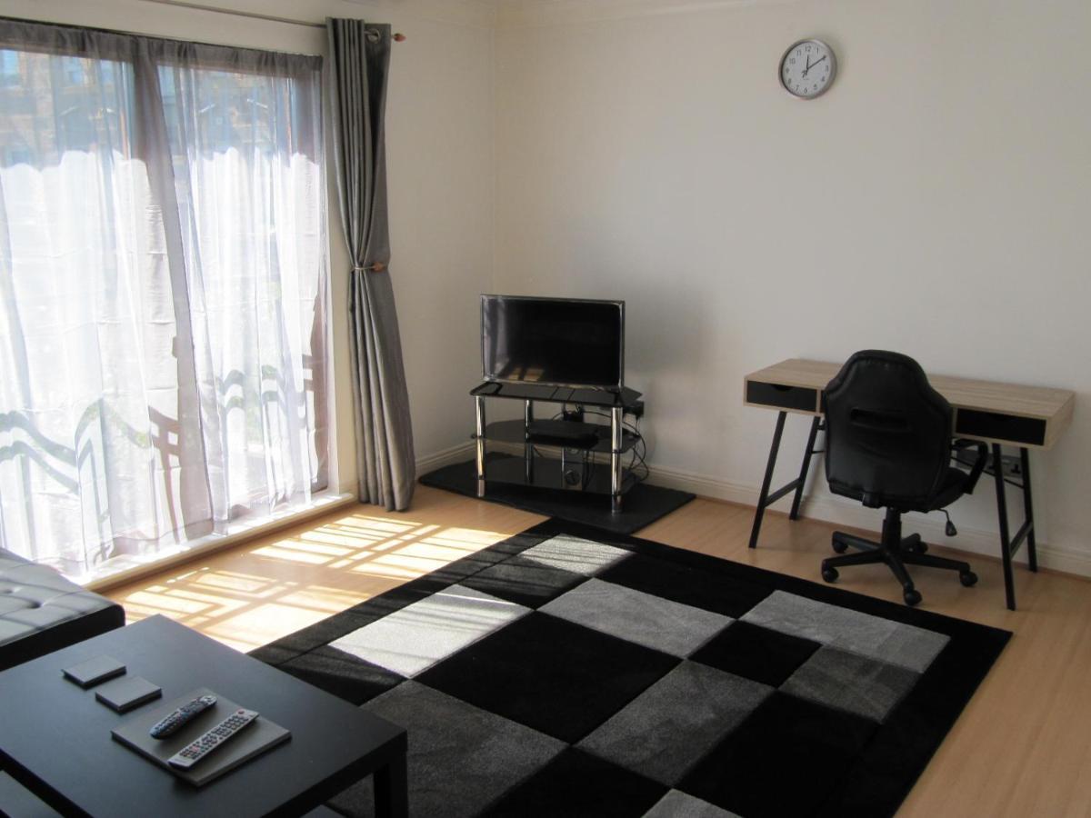 Cozy Off Road 2 Bedroom Cottage Apartment With Free Wi-Fi And Private Parking Glasgow Ngoại thất bức ảnh