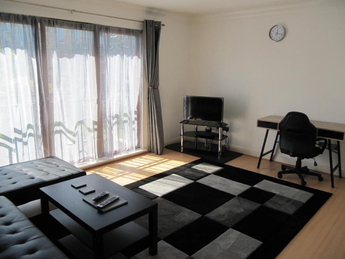 Cozy Off Road 2 Bedroom Cottage Apartment With Free Wi-Fi And Private Parking Glasgow Ngoại thất bức ảnh