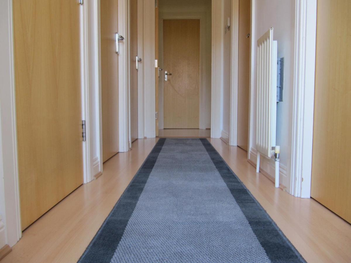 Cozy Off Road 2 Bedroom Cottage Apartment With Free Wi-Fi And Private Parking Glasgow Ngoại thất bức ảnh